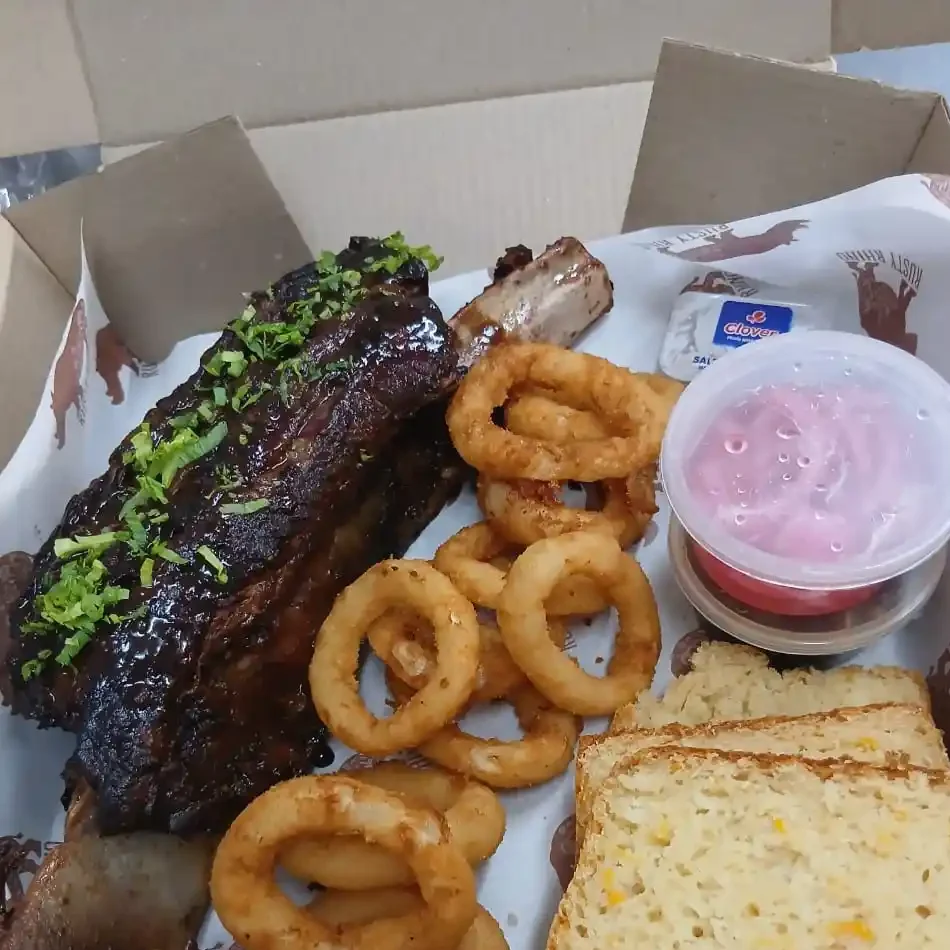 Rusty Rhino Pub Bar Restaurant SmokehouseDinokeng Gauteng South Africa near me nearby Pretoria JHB Johannesburg Game Reserve Food ribs and chips